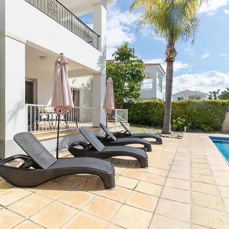 빌라 Amelia In Coral Bay With Private Pool And Close To A Sandy Maa