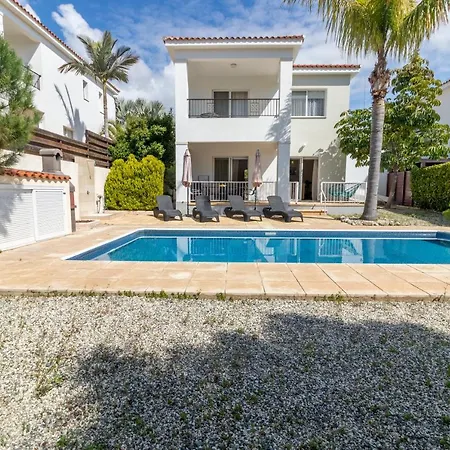 Villa Amelia In Coral Bay With Private Pool And Close To A Sandy