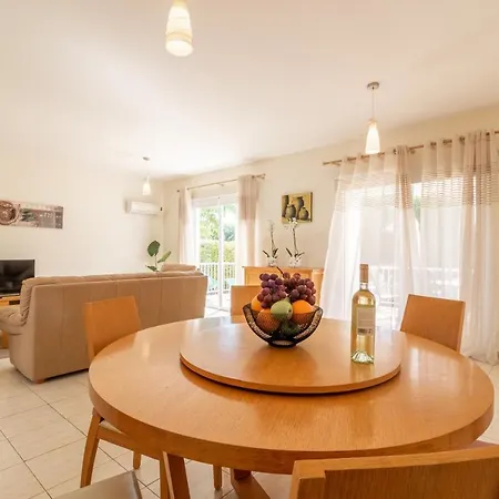 Amelia In Coral Bay With Private Pool And Close To A Sandy