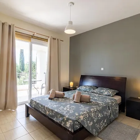 Villa Amelia In Coral Bay With Private Pool And Close To A Sandy