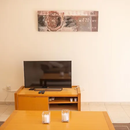 Amelia In Coral Bay With Private Pool And Close To A Sandy Vilă