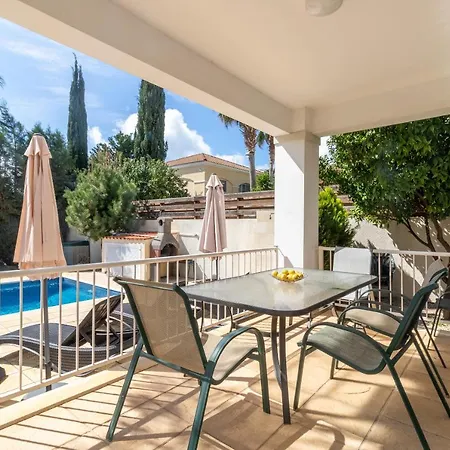 Amelia In Coral Bay With Private Pool And Close To A Sandy Villa