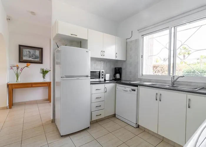 Amelia In Coral Bay With Private Pool And Close To A Sandy * Maa