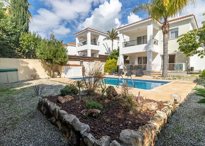 Amelia In Coral Bay With Private Pool And Close To A Sandy فيلة *